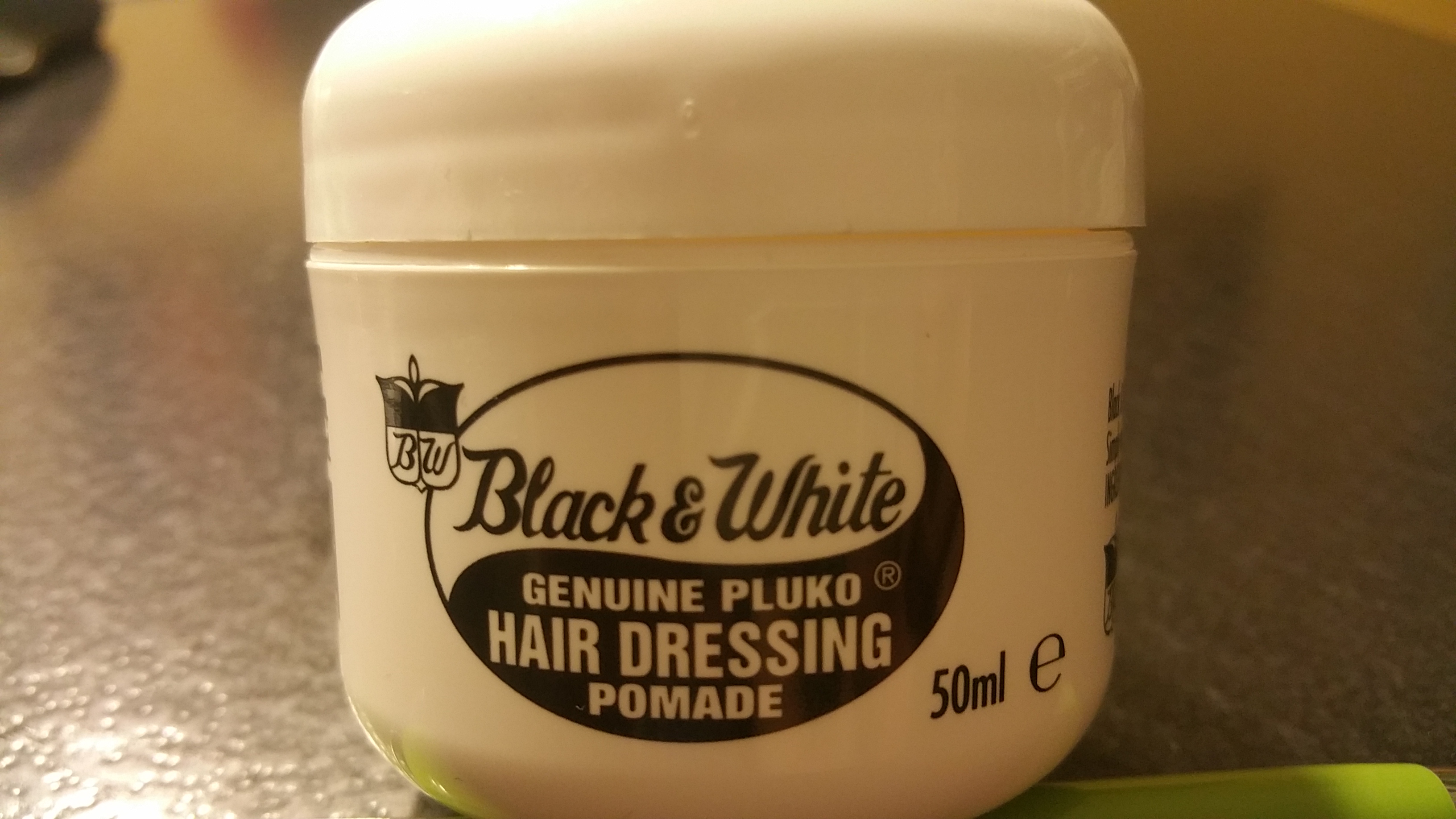 Black & White Hairdressing Pomade
